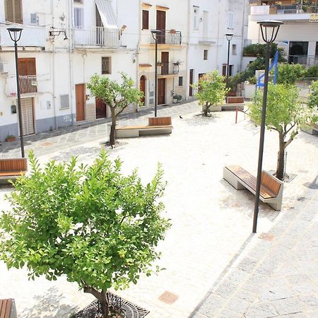 לינה וארוחת בוקר גאטה In Piazzetta מראה חיצוני תמונה